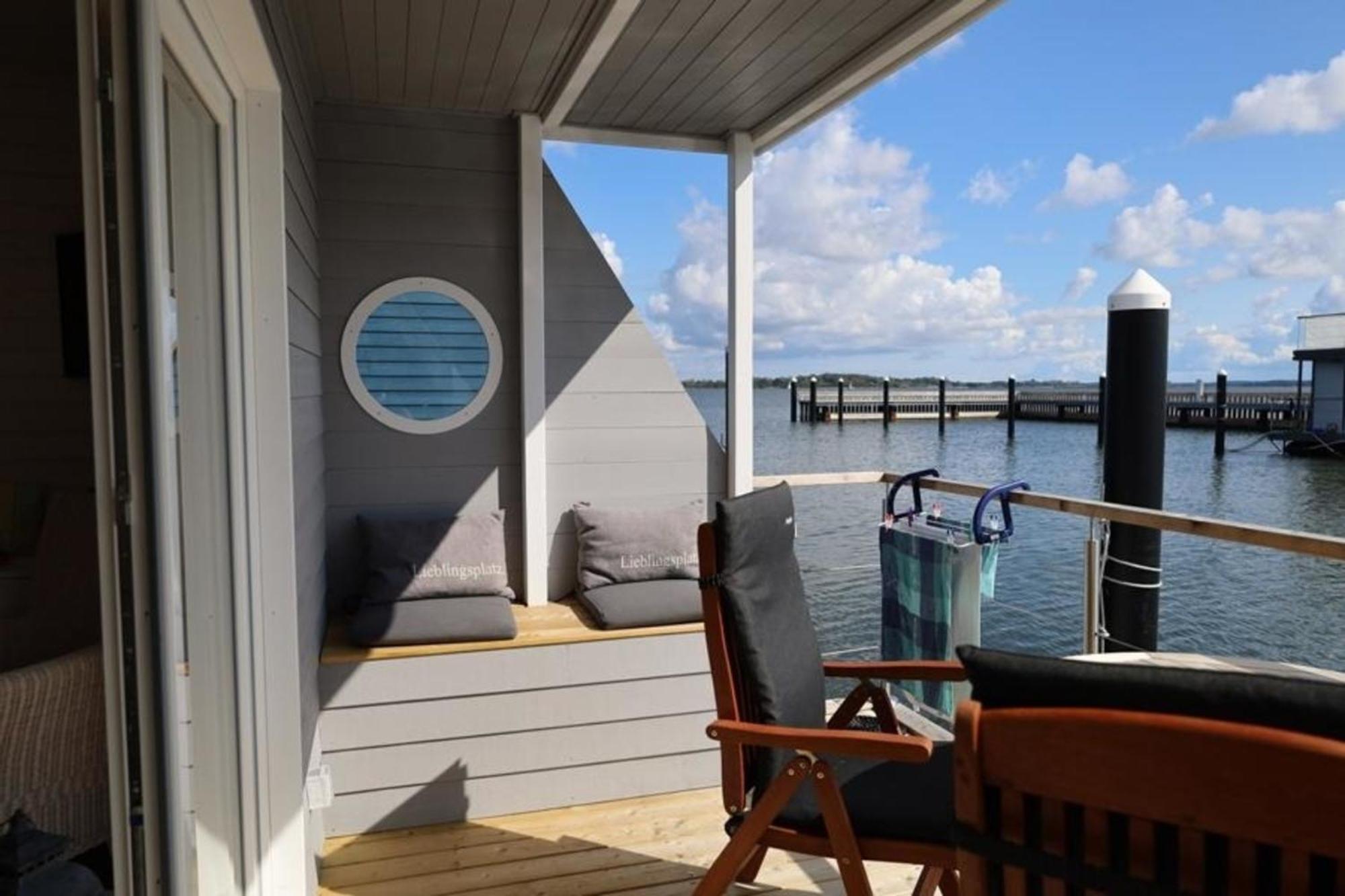 Hausboot Liliput Hotel Stralsund Exterior photo
