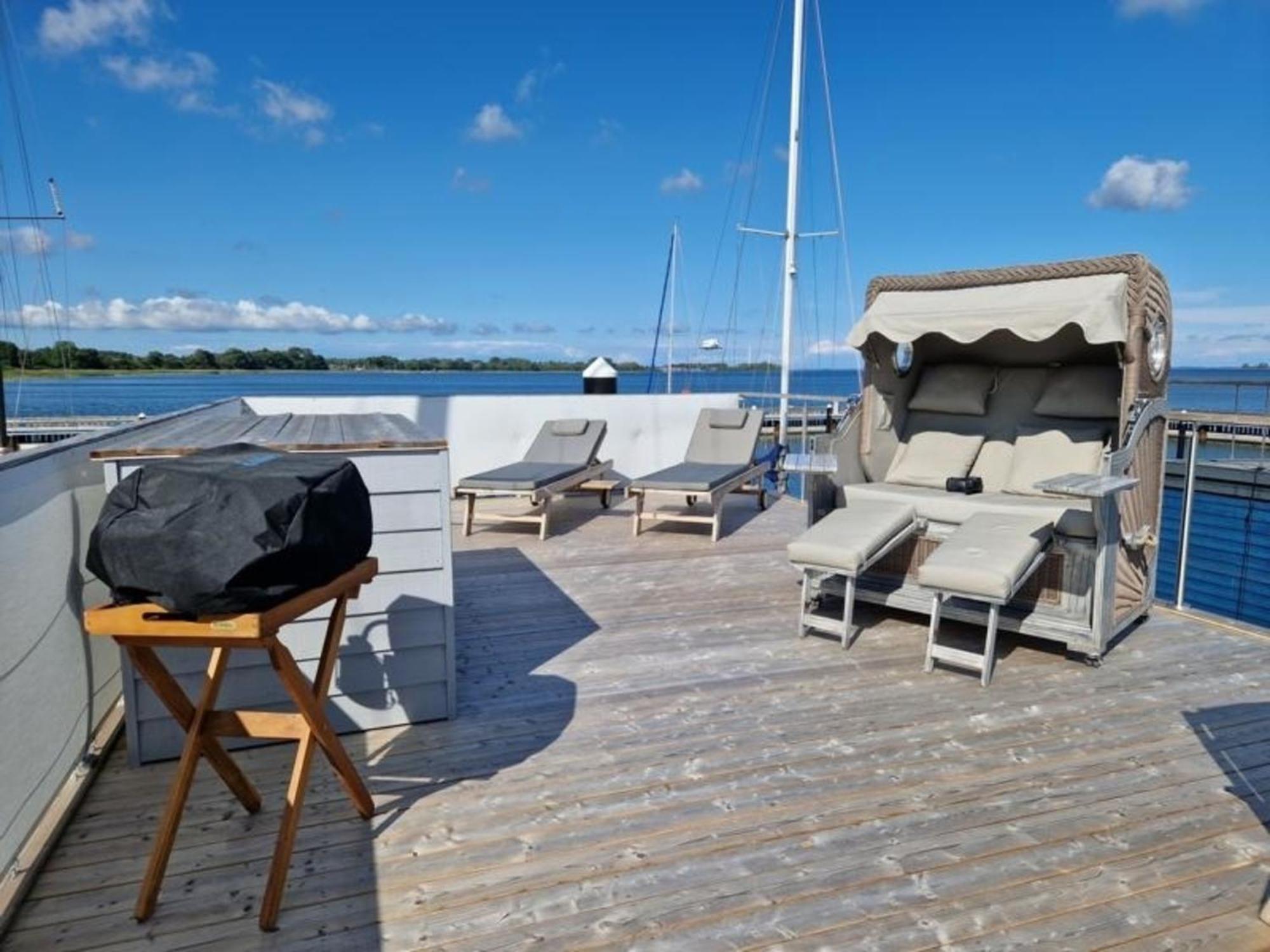 Hausboot Liliput Hotel Stralsund Exterior photo